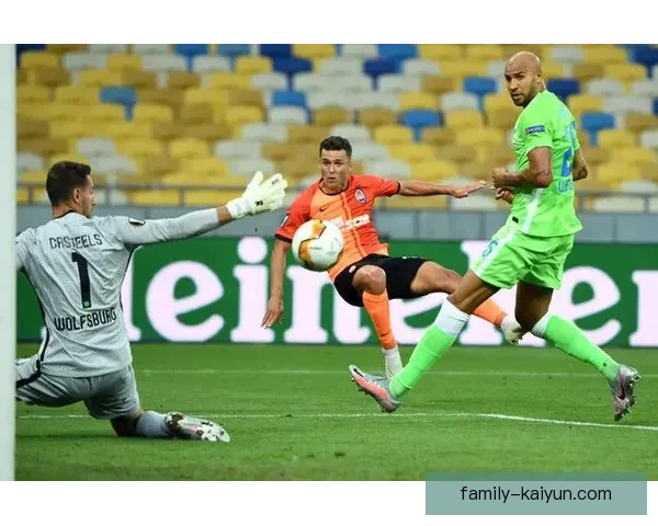 兰斯阵容轮换情况分析，球队持续提升竞争力迎接新挑战